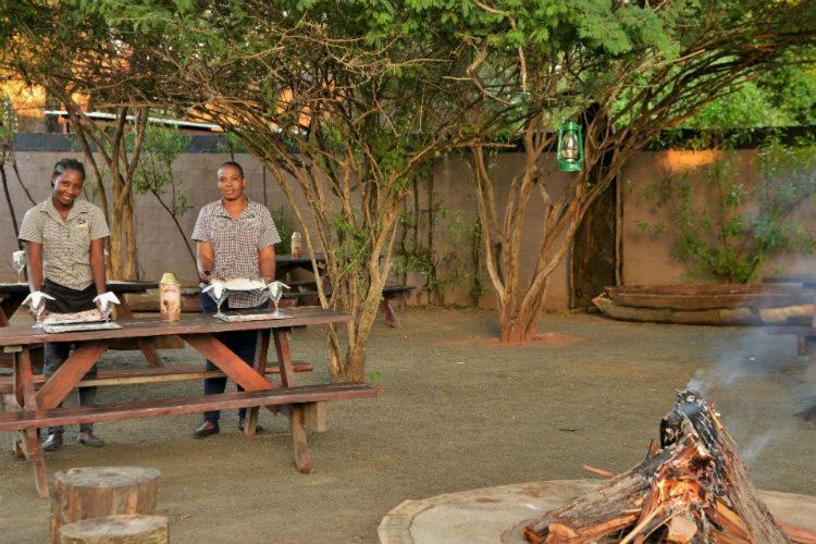 Thebe River Safaris Kasane Kültér fotó
